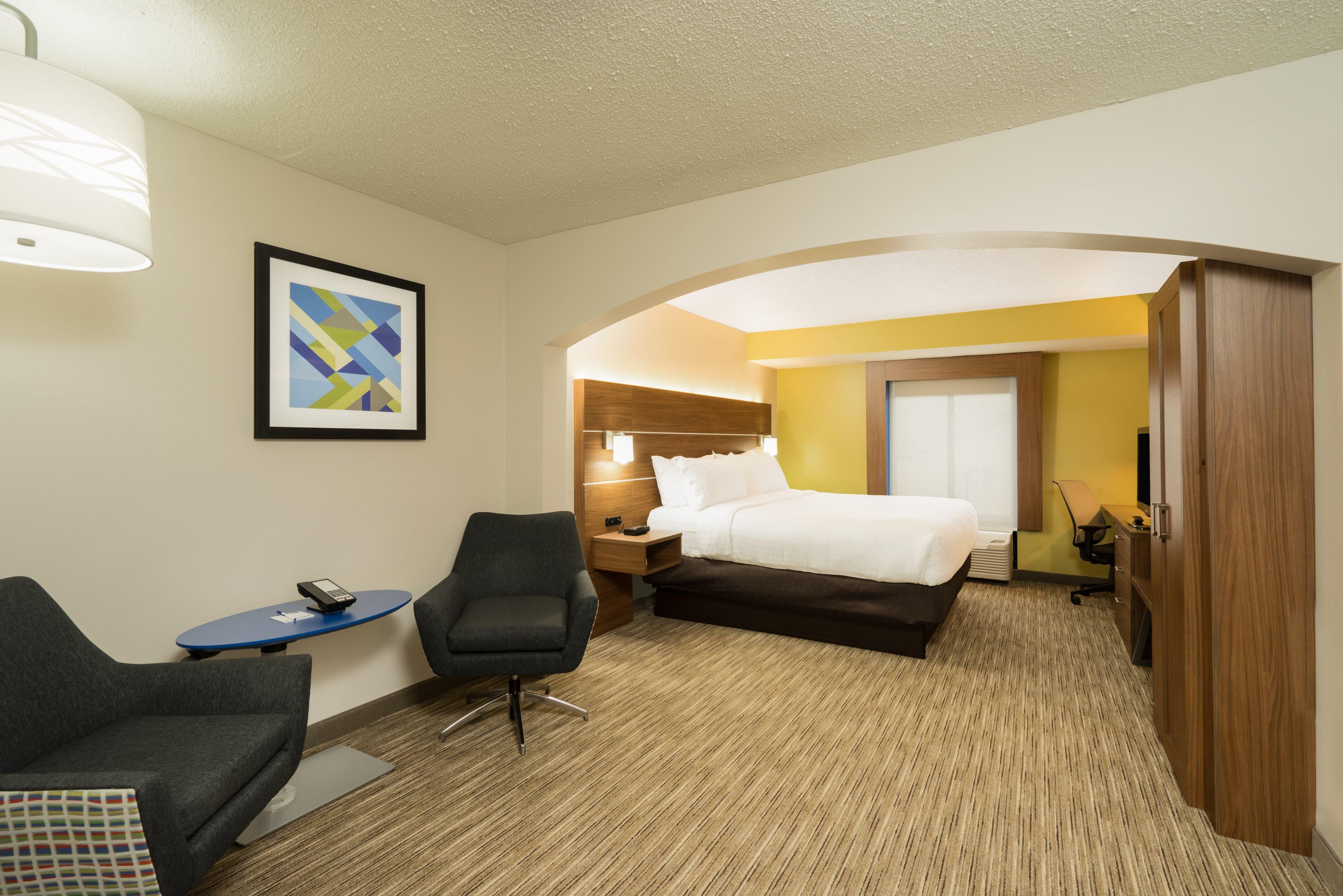 Holiday Inn Express Hotel & Suites Louisville East By Ihg Exterior photo