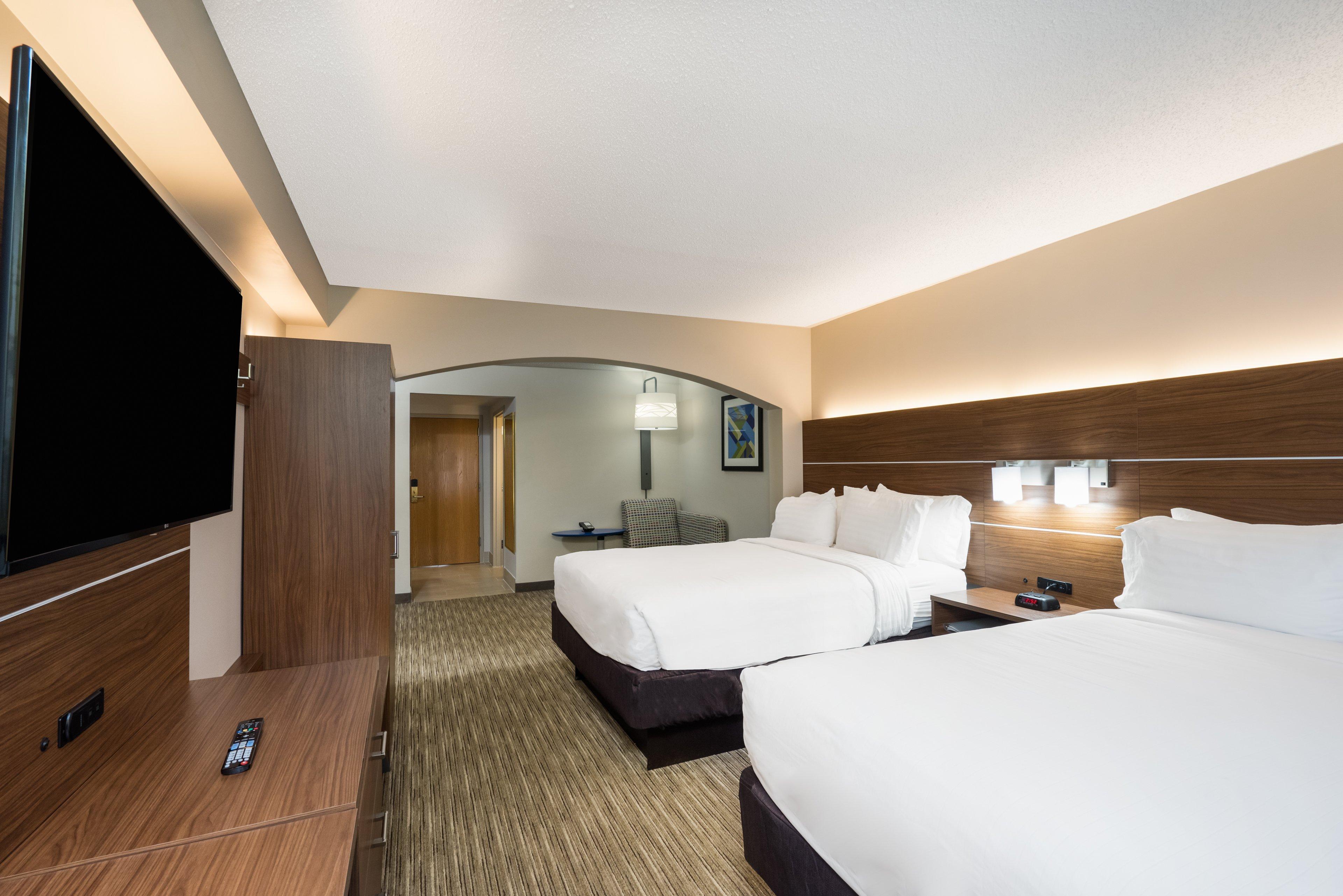 Holiday Inn Express Hotel & Suites Louisville East By Ihg Exterior photo