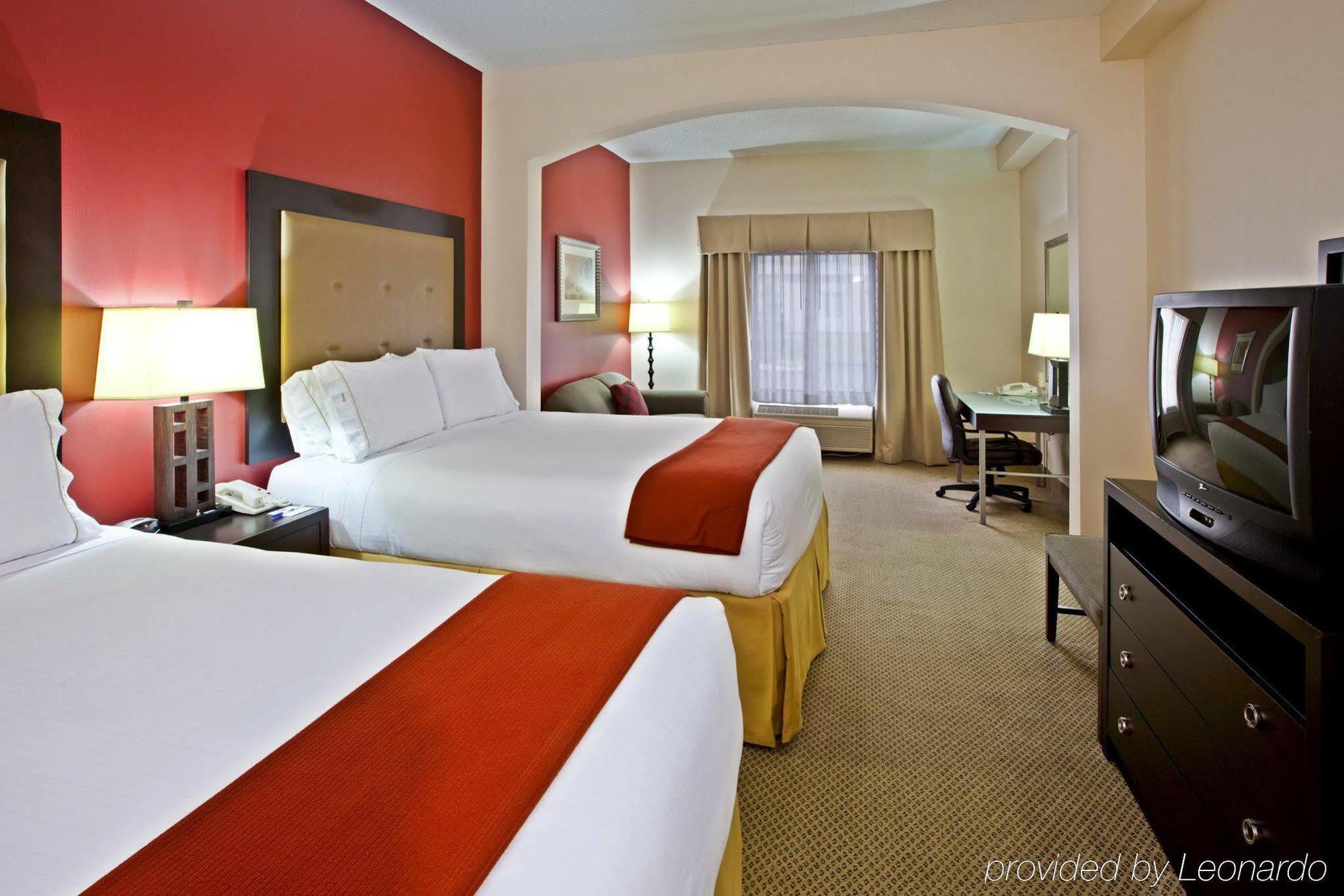 Holiday Inn Express Hotel & Suites Louisville East By Ihg Exterior photo