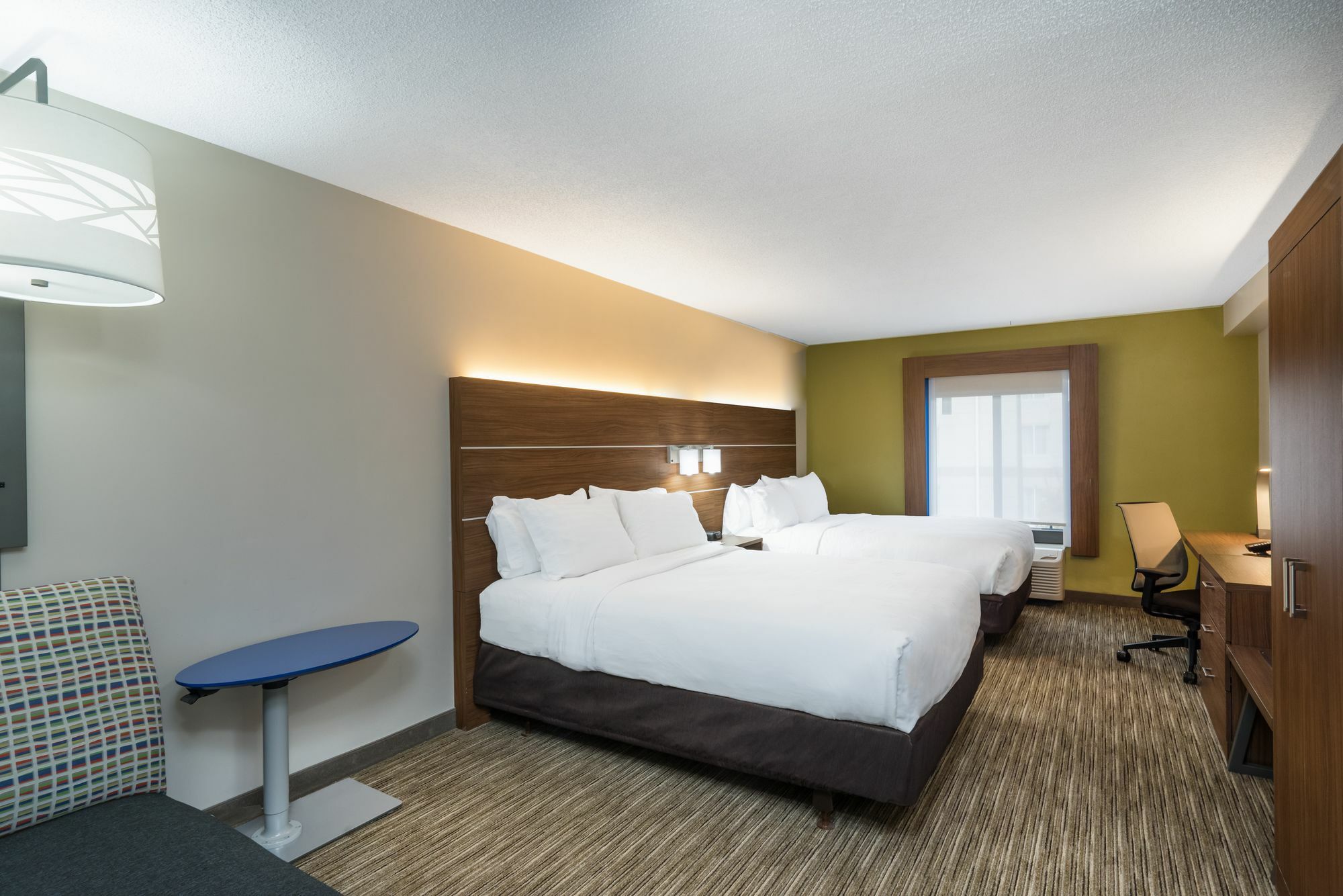 Holiday Inn Express Hotel & Suites Louisville East By Ihg Exterior photo